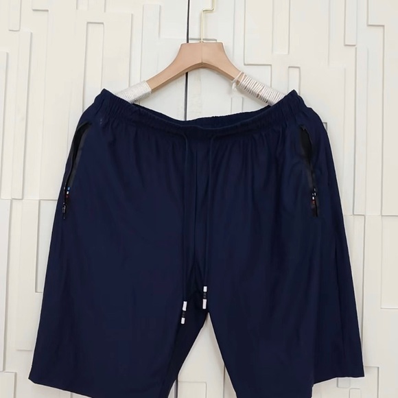 Men's Athletic Navy Shorts - Picture 1 of 2